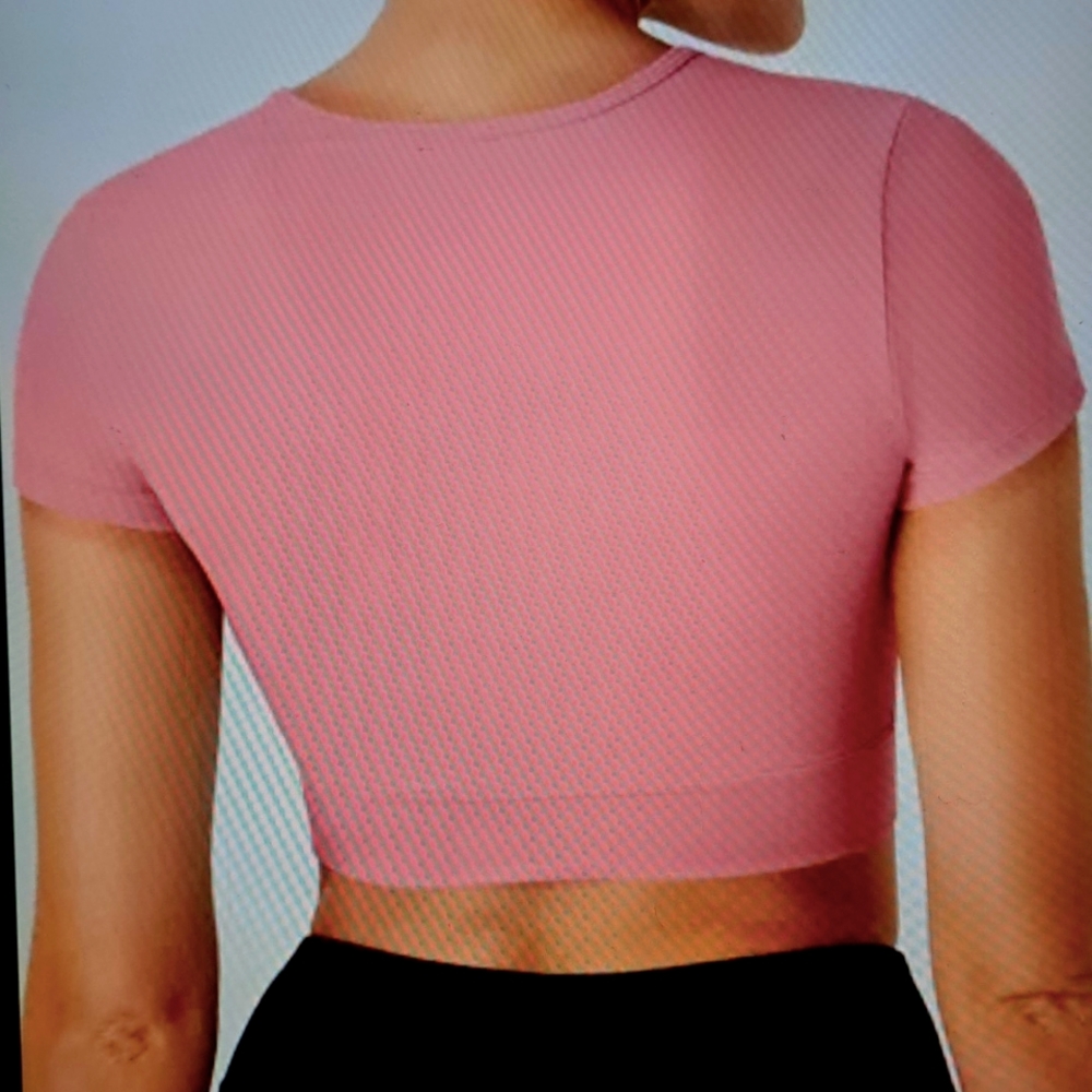 XLARGE   HALARA SOFTLY ZERO CROSSOVER CROP TOP - Picture 2 of 7